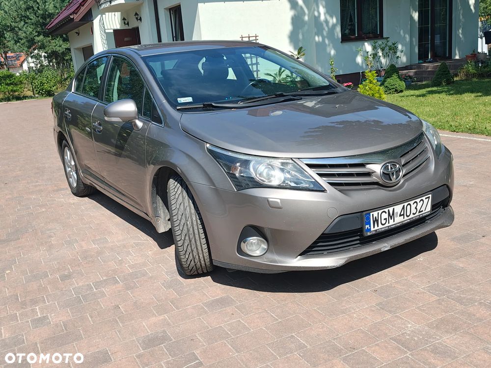 Toyota Avensis 2.0 D-4D Active - 6