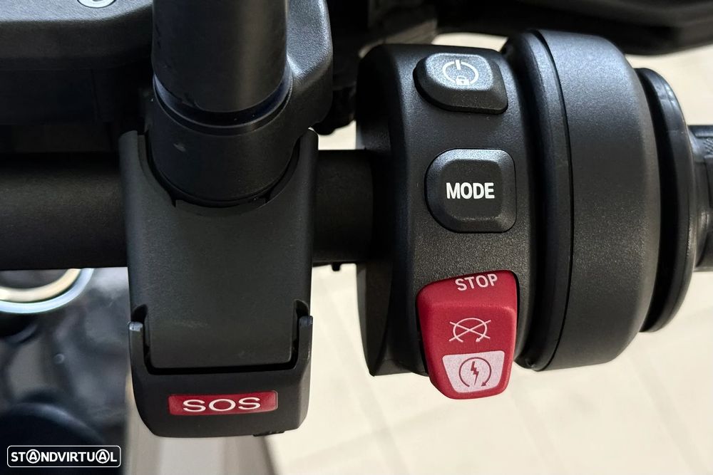 BMW R 1300 GS Triple Black - 8