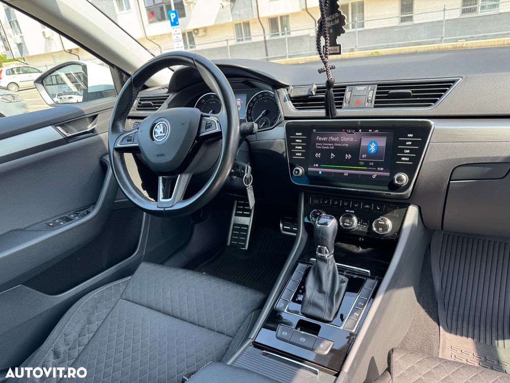 Skoda Superb 2.0 TDI DSG Style - 9