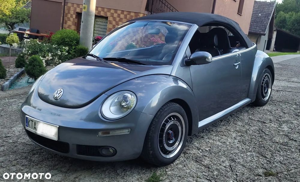 Volkswagen New Beetle Cabriolet 1.6 - 1