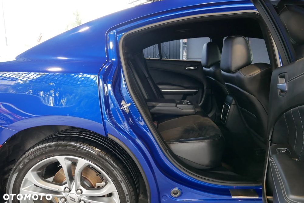 Dodge Charger 3.6 GT - 11