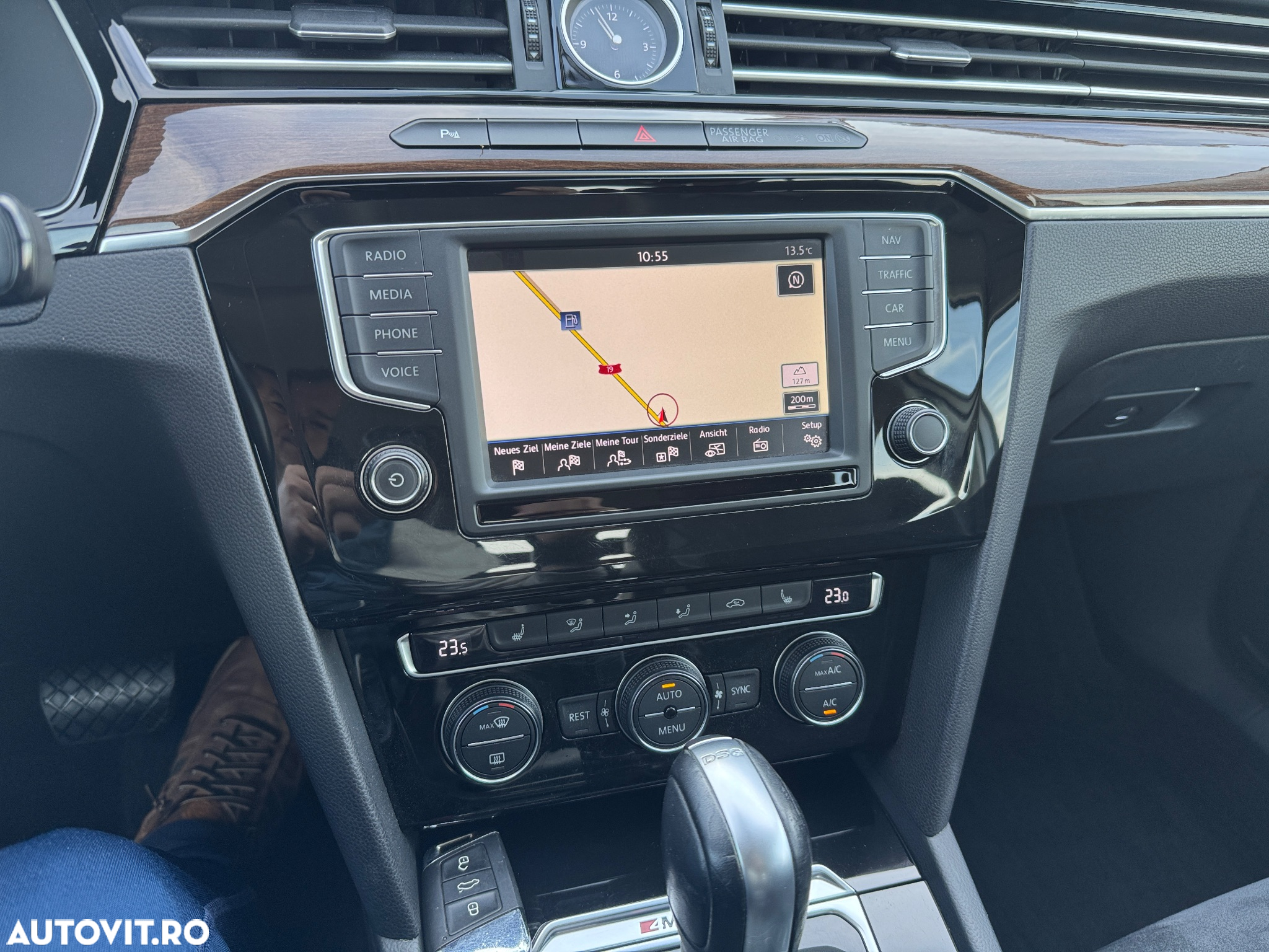 Volkswagen Passat 2.0 TDI DSG 4Motion Highline - 25