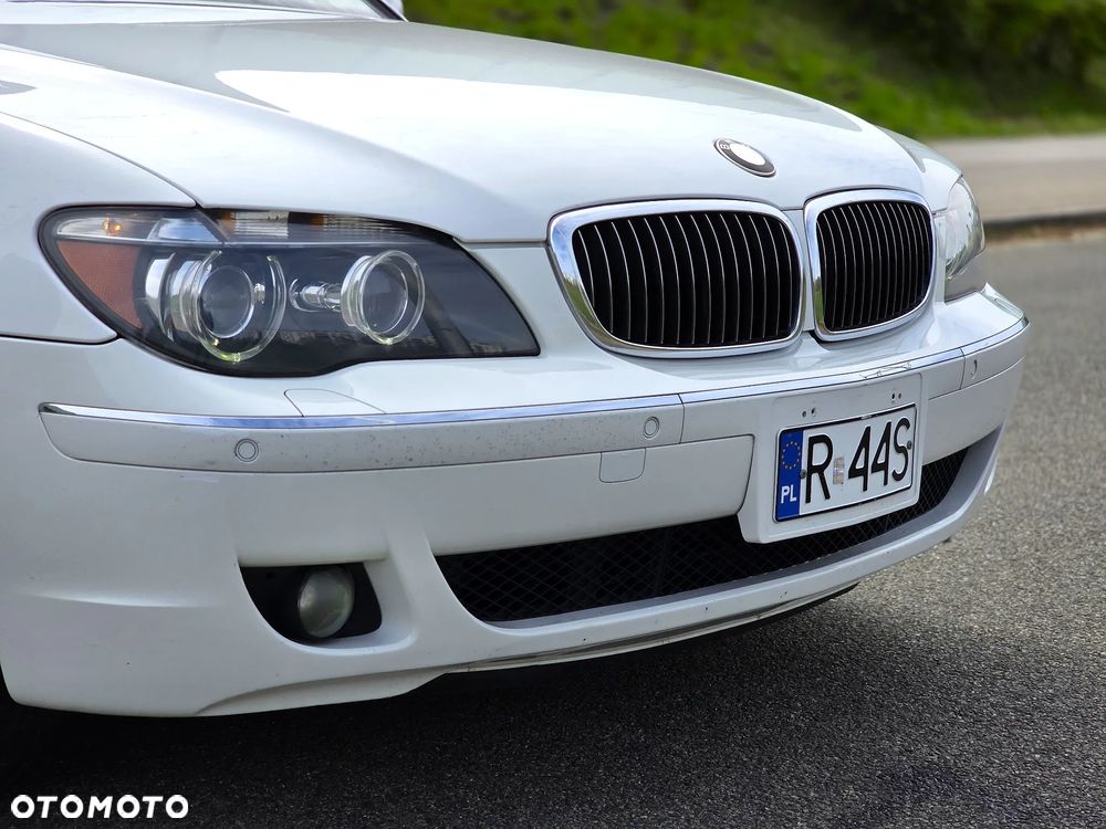 BMW Seria 7 750i L - 29