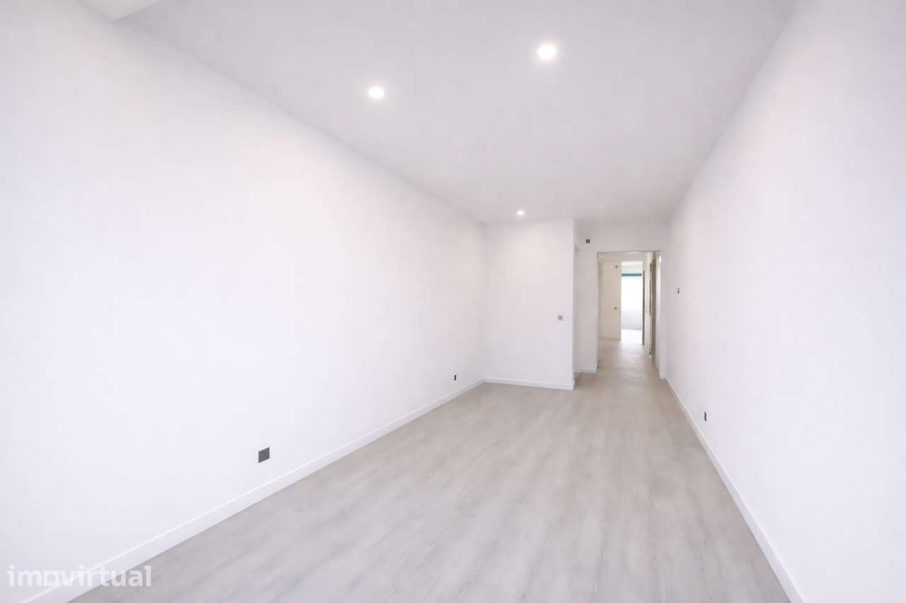 T4 com Remodelação Total no Laranjeiro, Almada - Grande imagem: 5/10