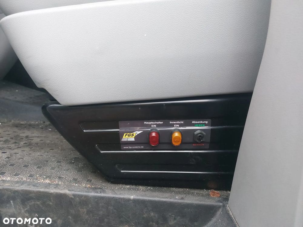 Volkswagen Transporter - 14