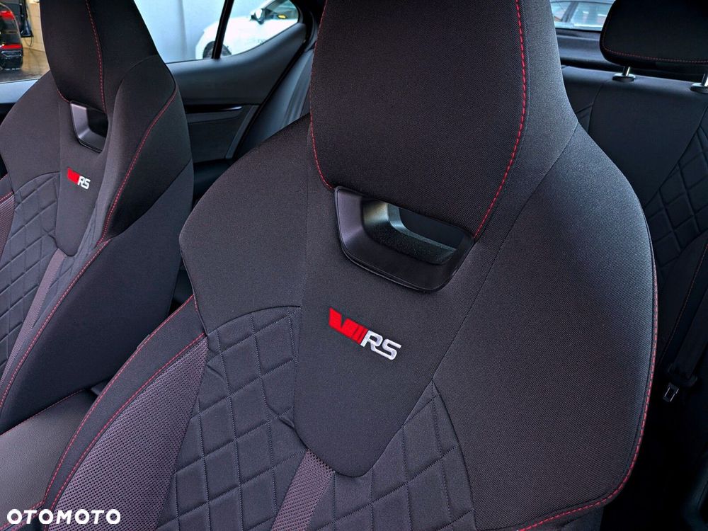 Skoda Octavia 2.0 TDI RS DSG - 9