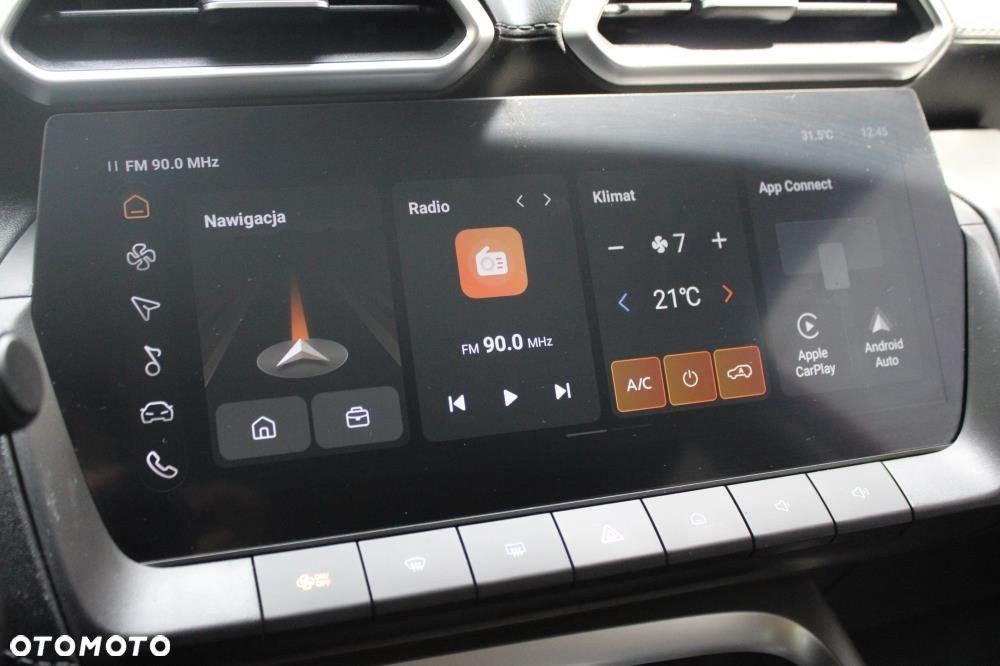 MG ZS Hybrid+ - 20