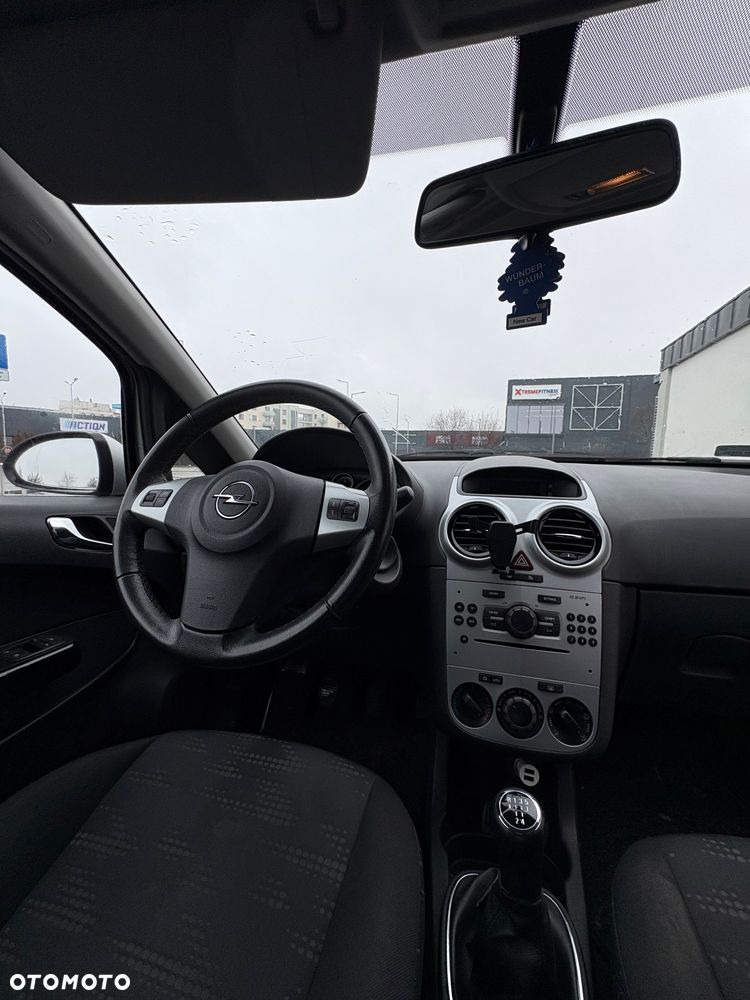 Opel Corsa ver-1-2-16v-ecoflex-satellite - 11
