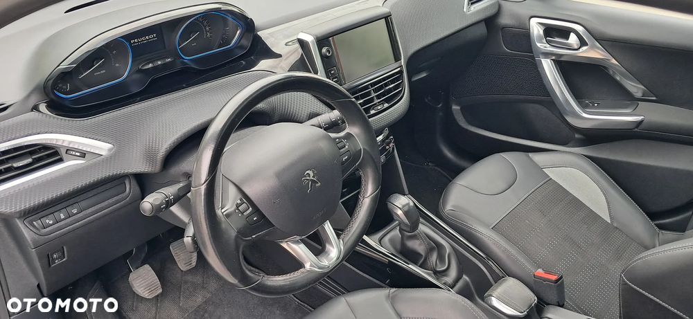Peugeot 2008 1.6 BlueHDi Allure - 13