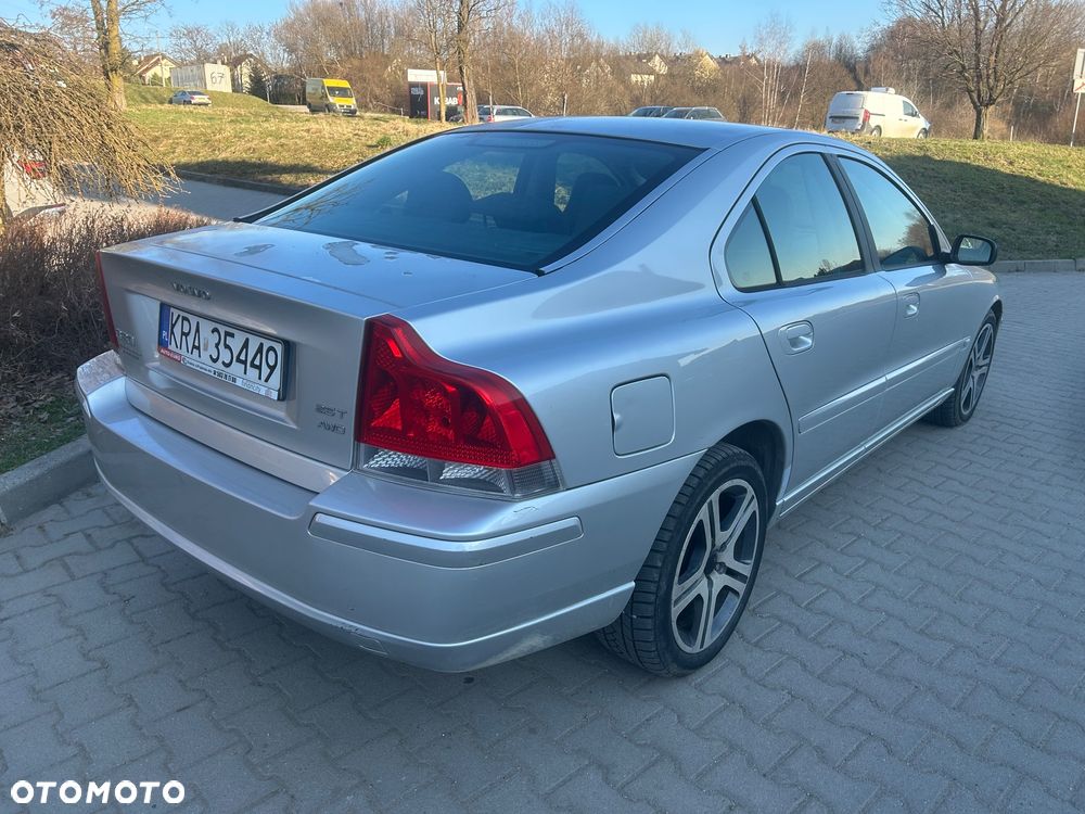 Volvo S60 2.5T AWD Summum - 3