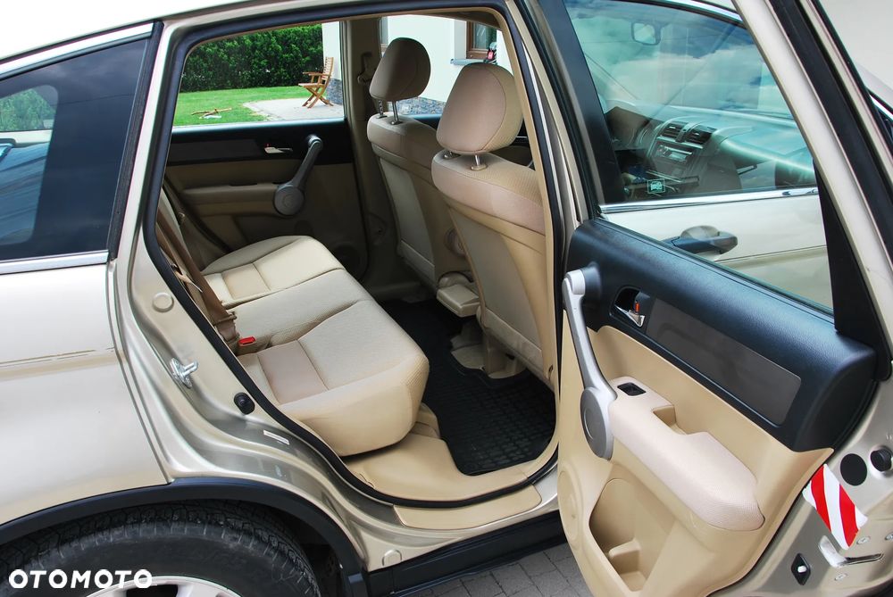 Honda CR-V - 12