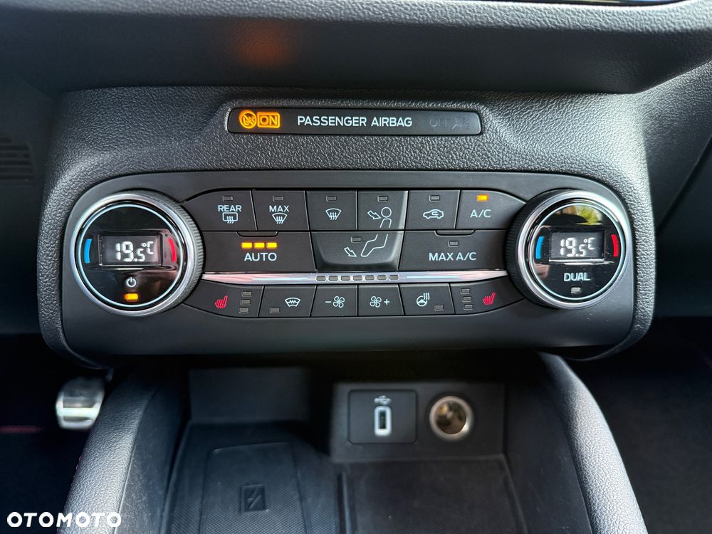 Ford Focus 1.5 EcoBoost STart-Stopp-System ST-LINE - 14