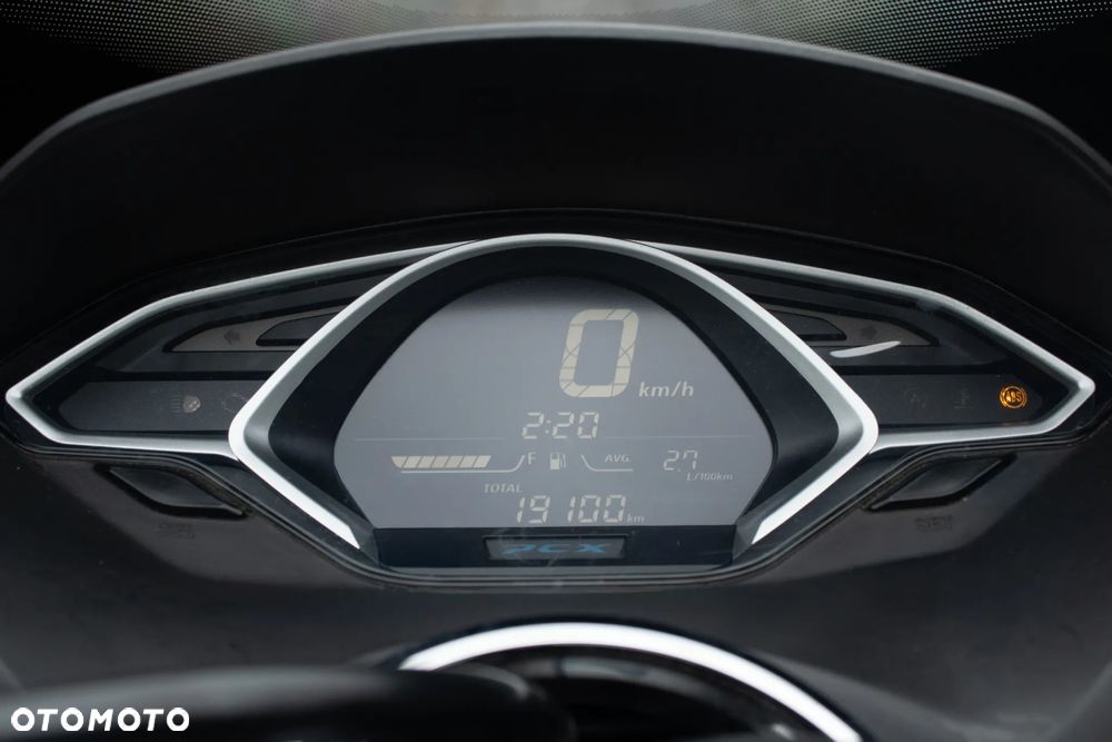 Honda PCX - 12