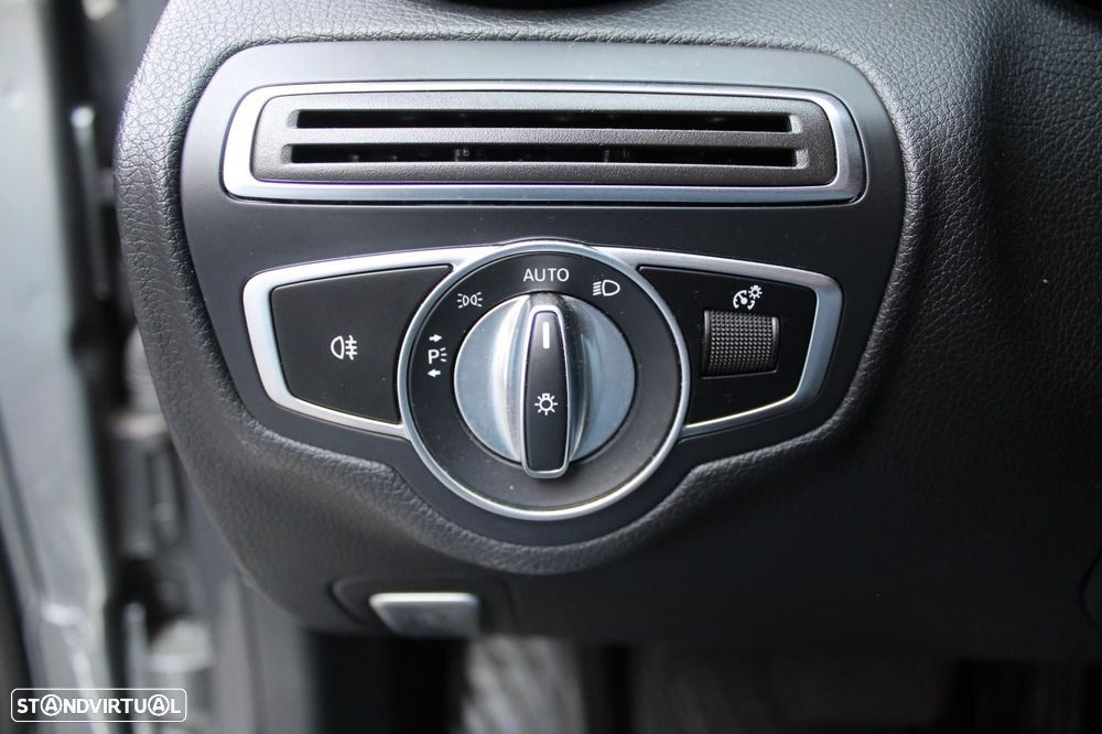 Mercedes-Benz C 300 de Edition - 13