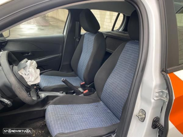 Para peças PEUGEOT 208 II - 7