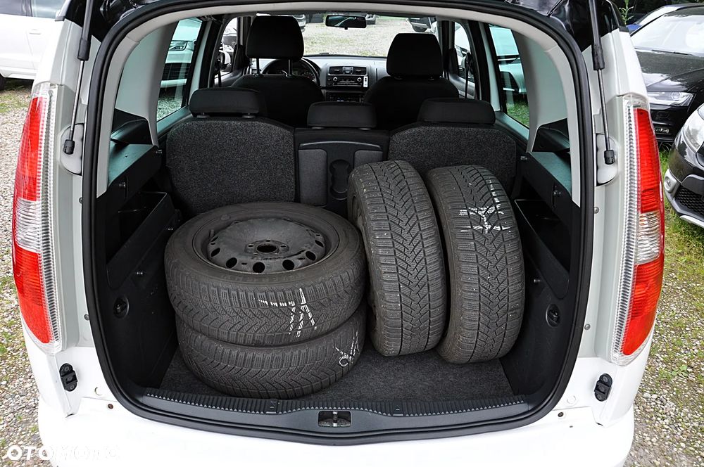 Skoda Roomster 1.2 TSI PLUS EDITION - 29