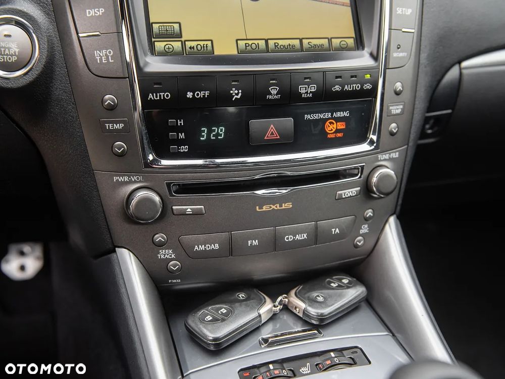 Lexus IS - 23
