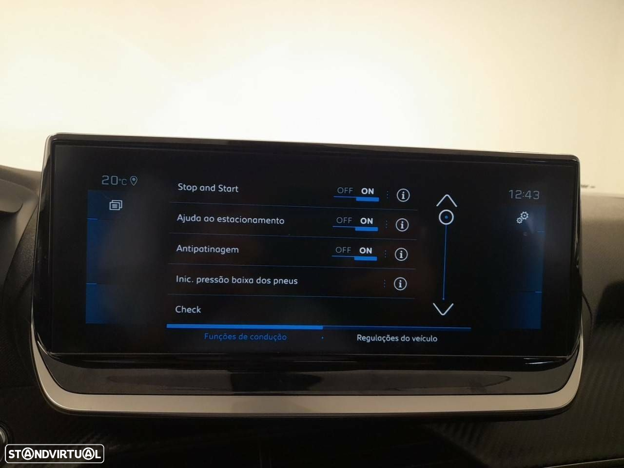 Peugeot 2008 1.2 PureTech Allure Pack - 23