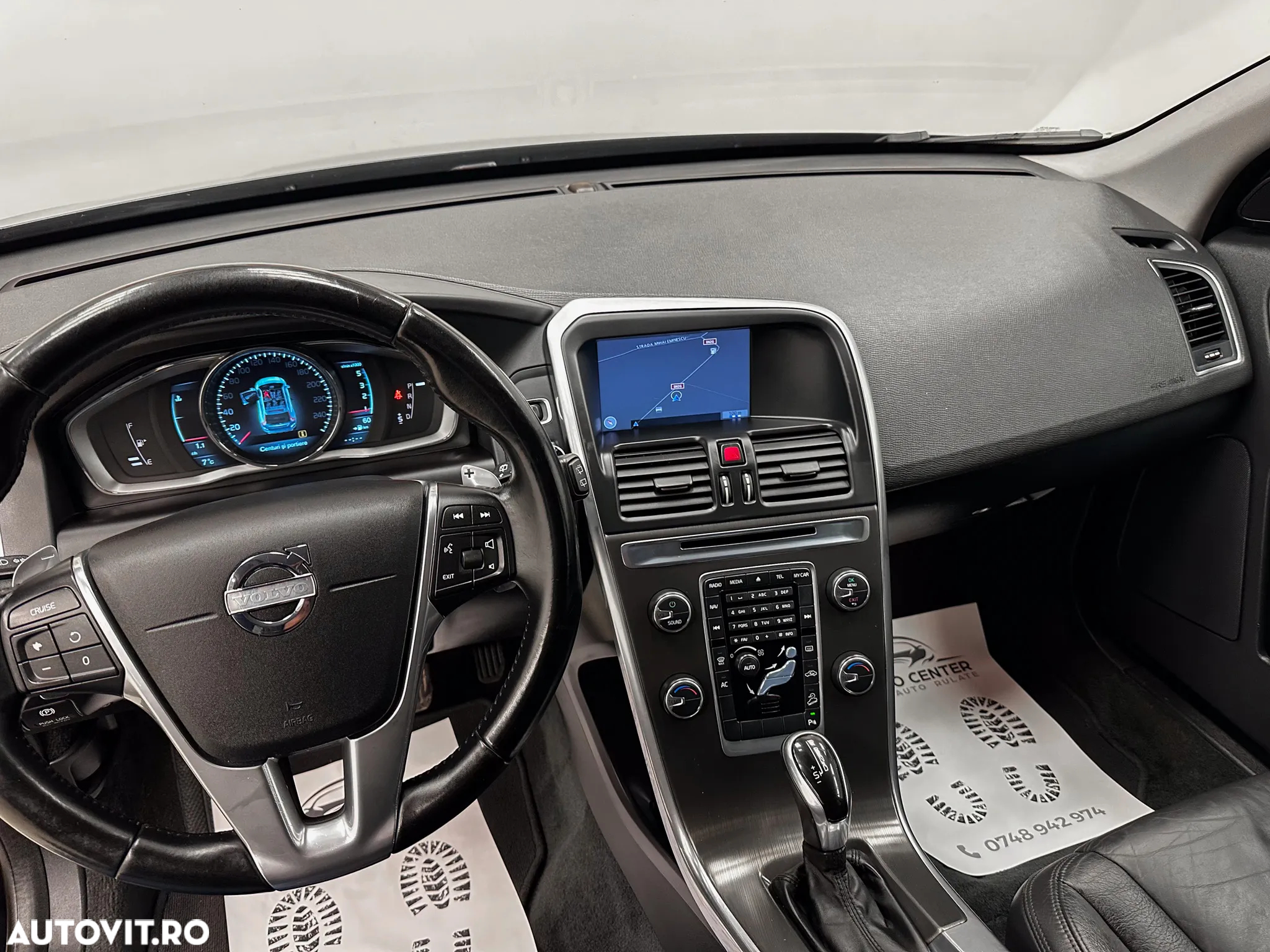 Volvo XC 60 2.4D AWD Aut. Summum - 25