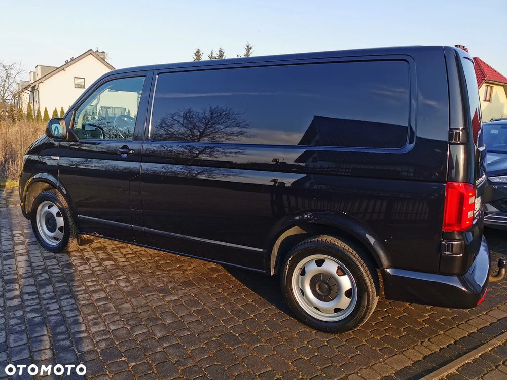 Volkswagen Transporter T6 2.0 TDi DSG L1H1 VAT-1 bardzo bogaty Faktura Vat 23% - 15