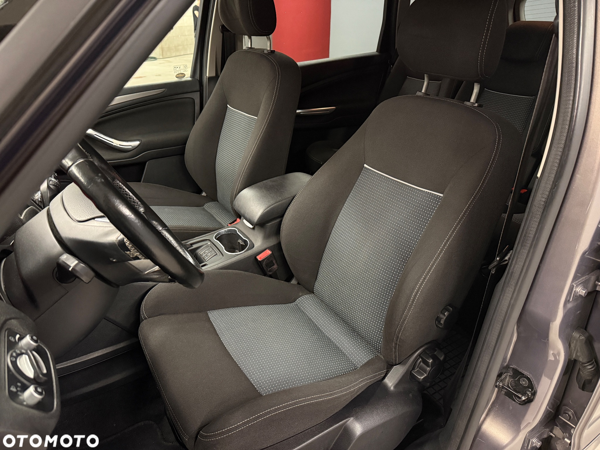 Ford S-Max 1.6 T Trend - 10
