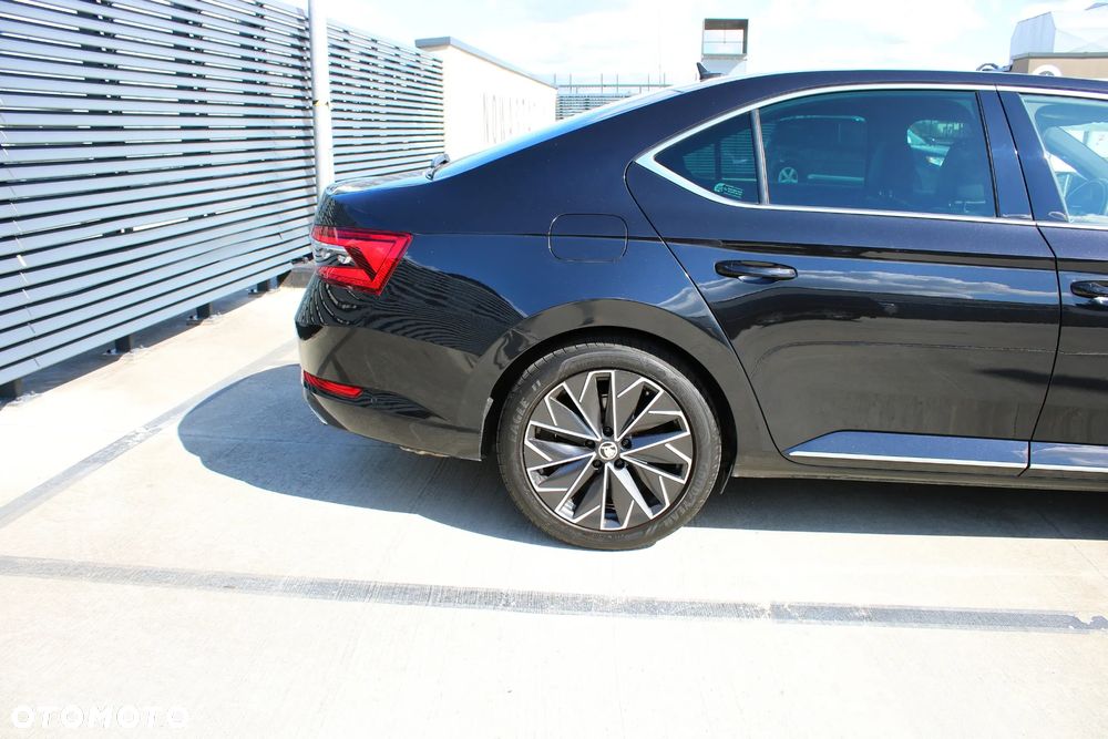 Skoda Superb 2.0 TSI L&K DSG - 19