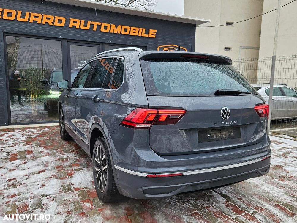 Volkswagen Tiguan 2.0 TDI DSG Life - 13