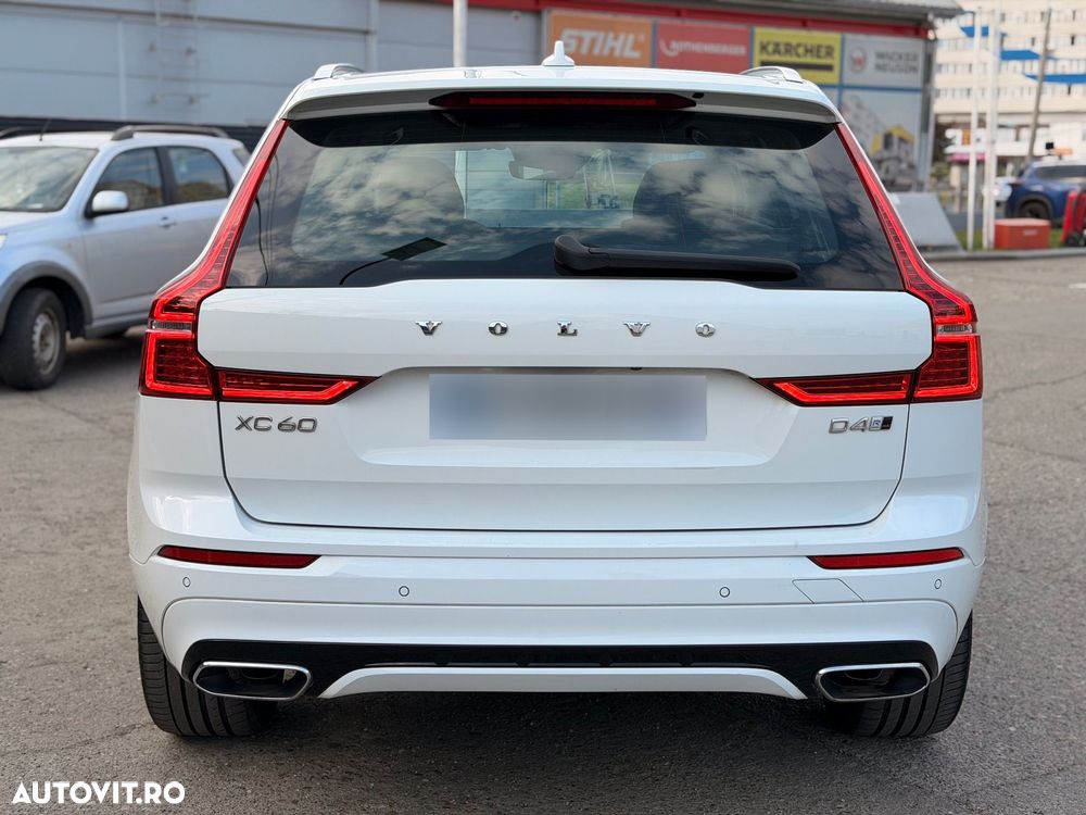 Volvo XC 60 D4 AWD Geartronic RDesign - 21