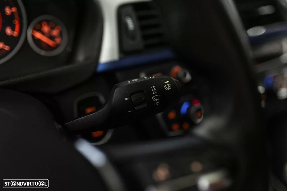 BMW 318 d Touring Aut. M Sport - 20