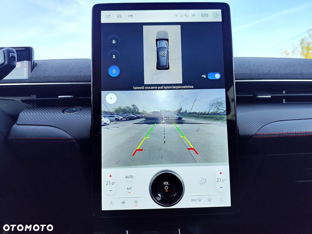 Ford Mustang Mach-E 91 kWh AWD Premium - 23