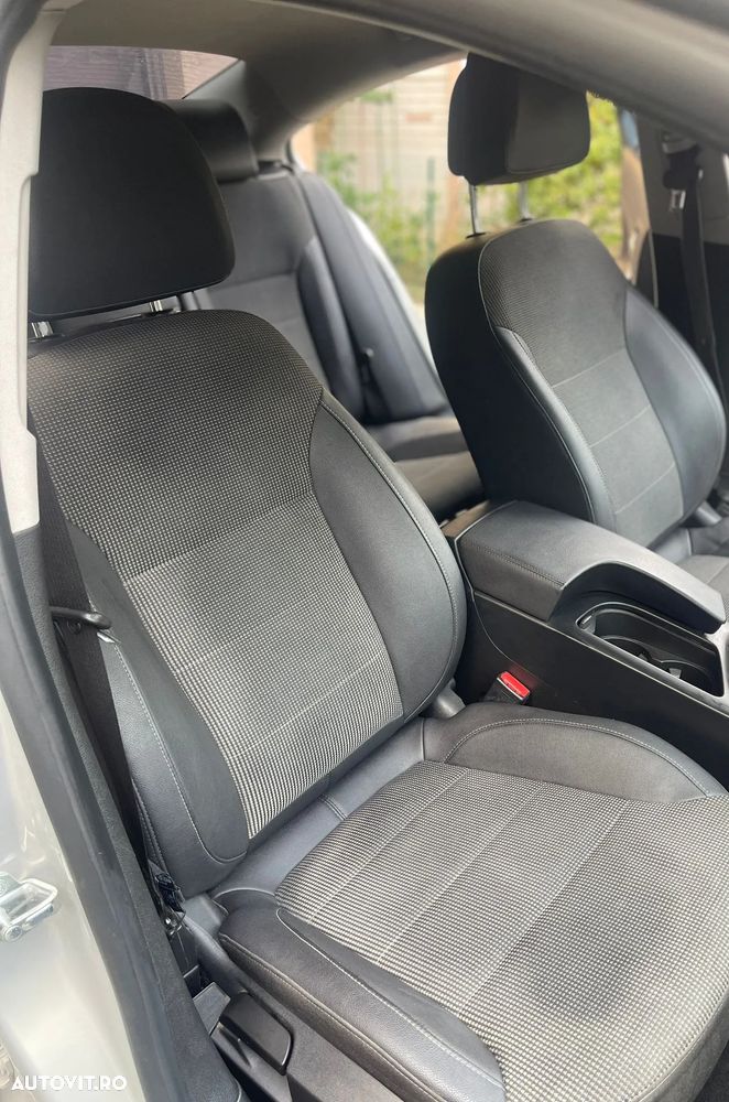 Opel Insignia 2.0 CDTI Edition - 9