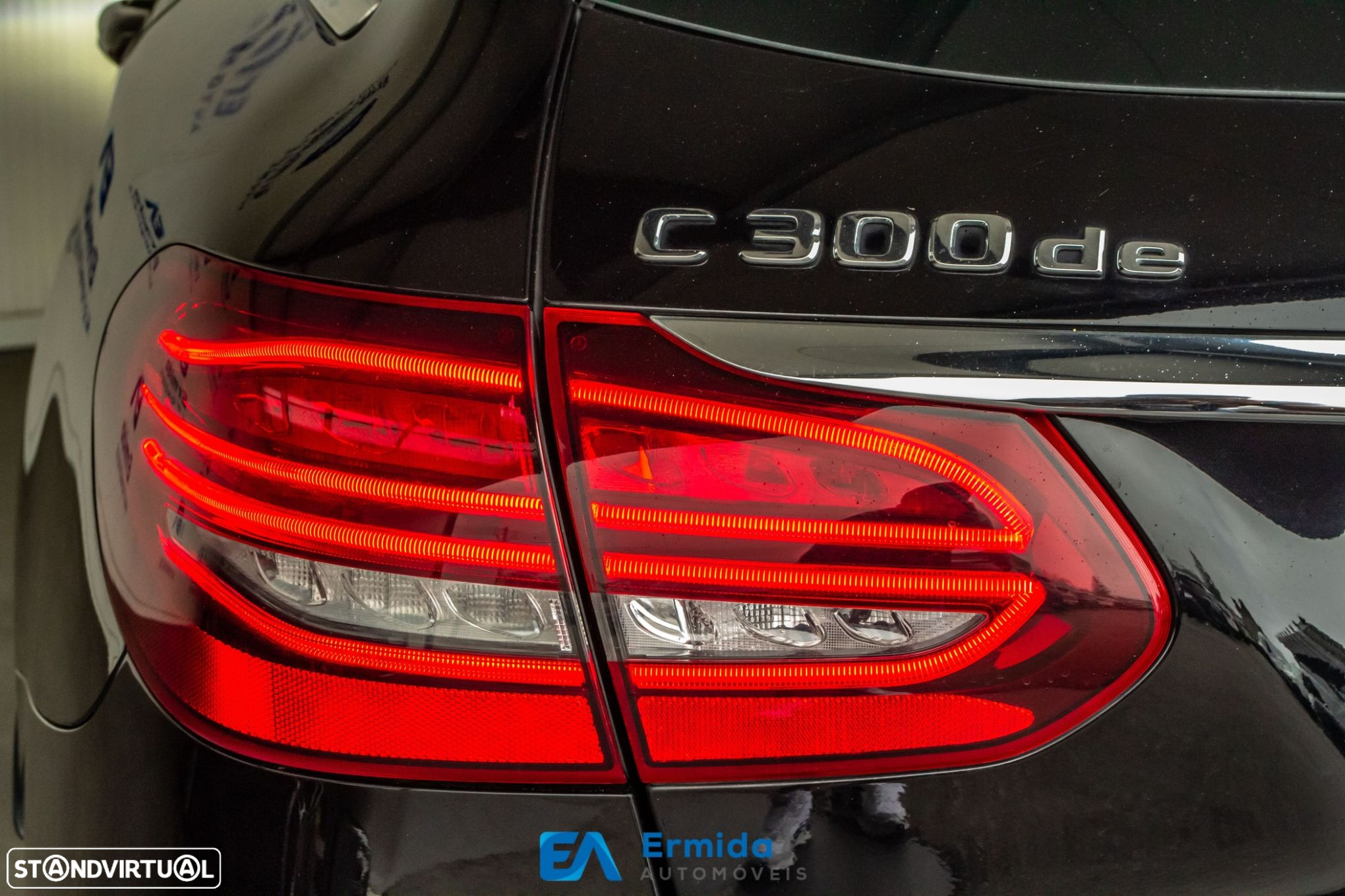 Mercedes-Benz C 300 - 11