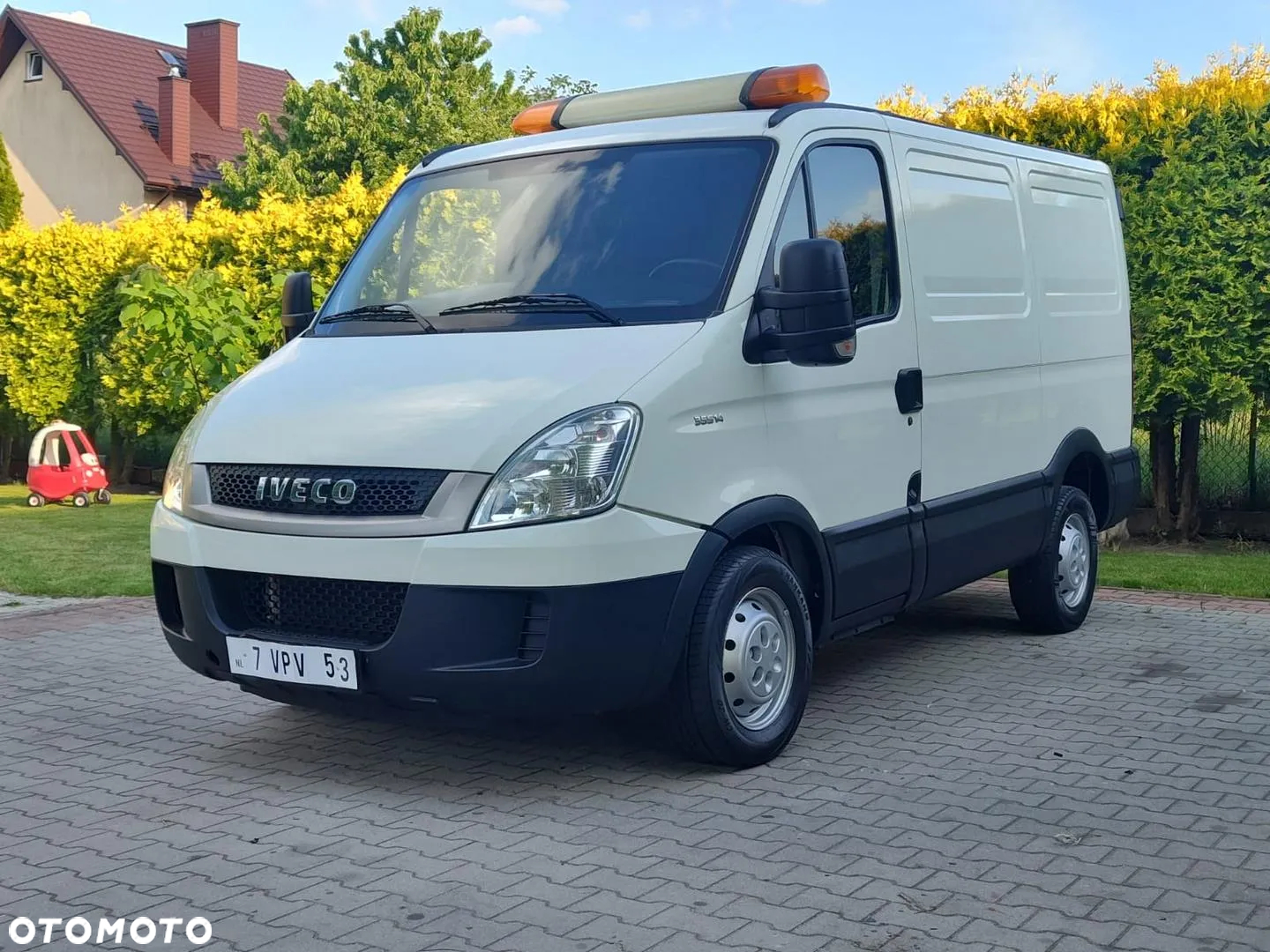 Iveco 35C13 - 3
