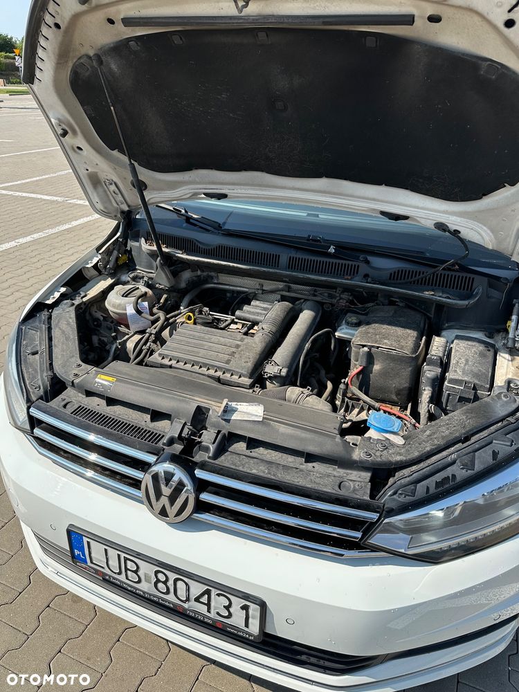 Volkswagen Touran 1.4 TSI BMT Highline DSG - 23