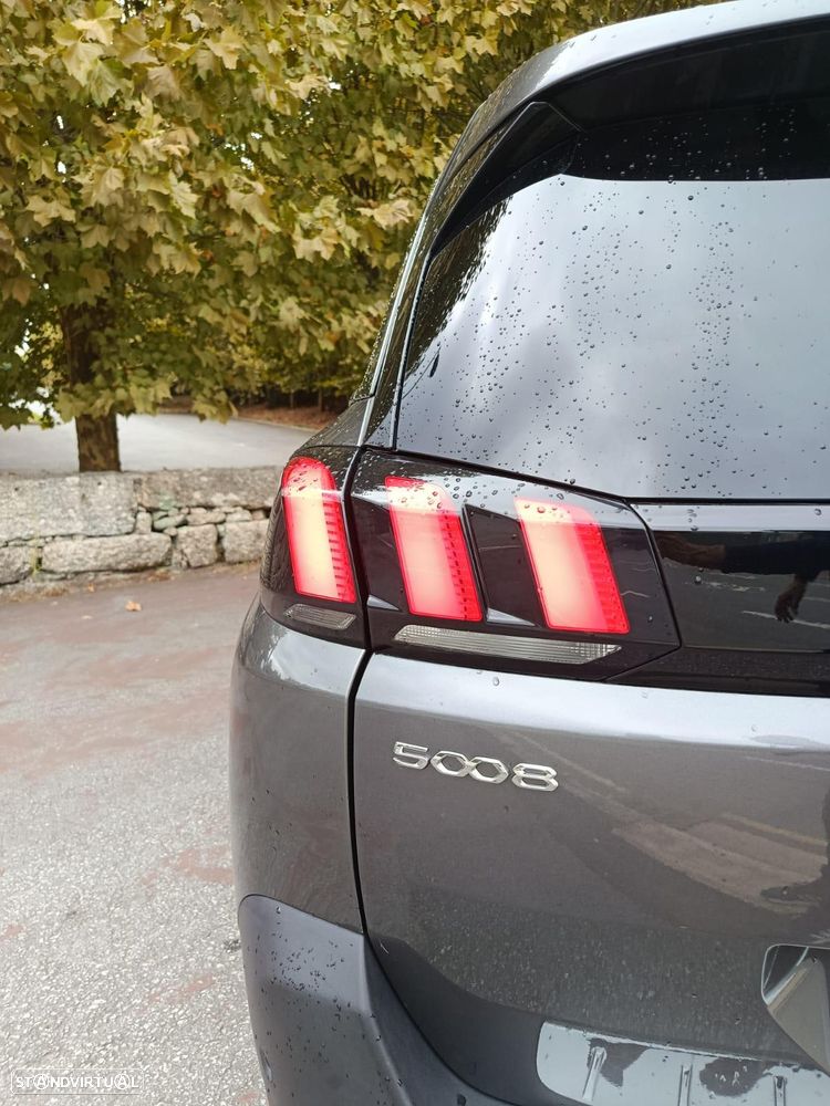 Peugeot 5008 PureTech 130 EAT8 Stop & Start Allure Pack - 2