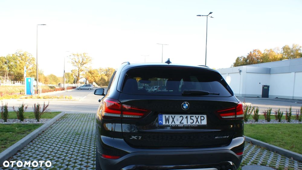 BMW X1 xDrive18d Business Edition - 6