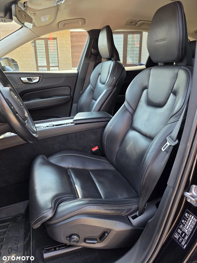 Volvo XC 60 B5 B AWD Inscription - 23