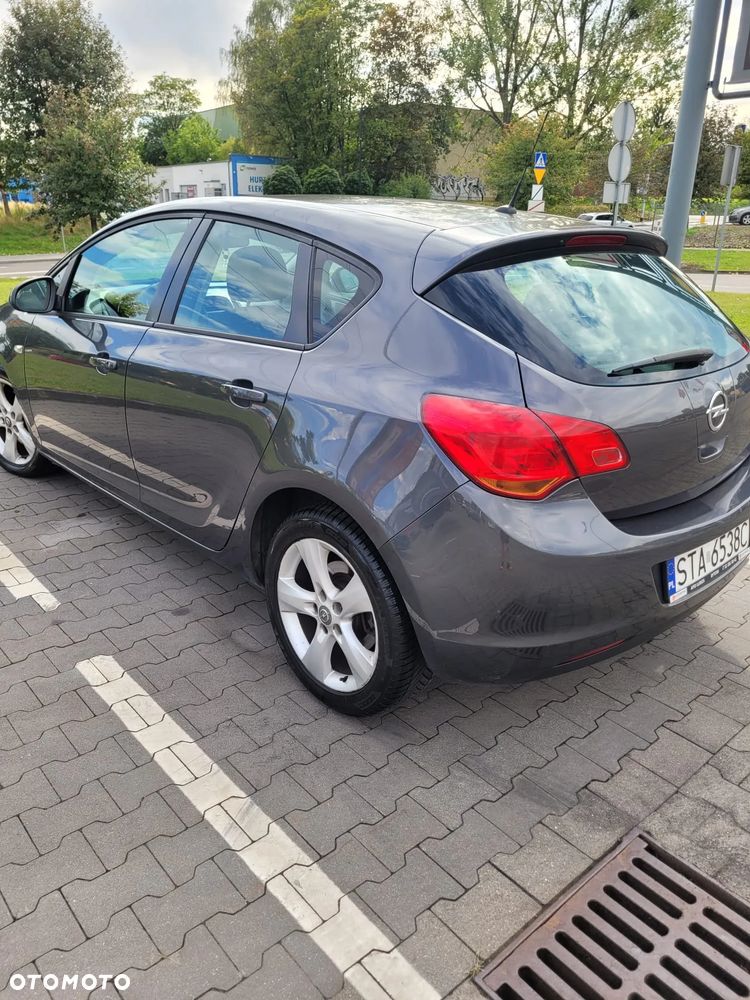 Opel Astra - 3