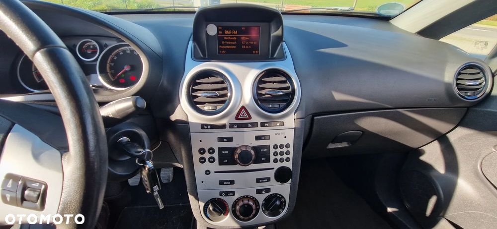 Opel Corsa 1.4 16V Color Stripes - 19