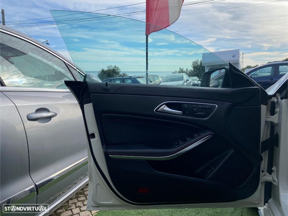 Mercedes-Benz CLA 45 AMG 4Matic 7G-DCT - 10