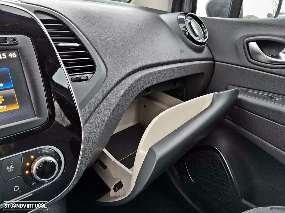 Renault Captur 1.3 TCe Exclusive - 23