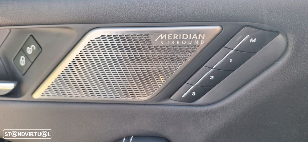 Jaguar I-Pace EV400 AWD R-DYNAMIC HSE - 23