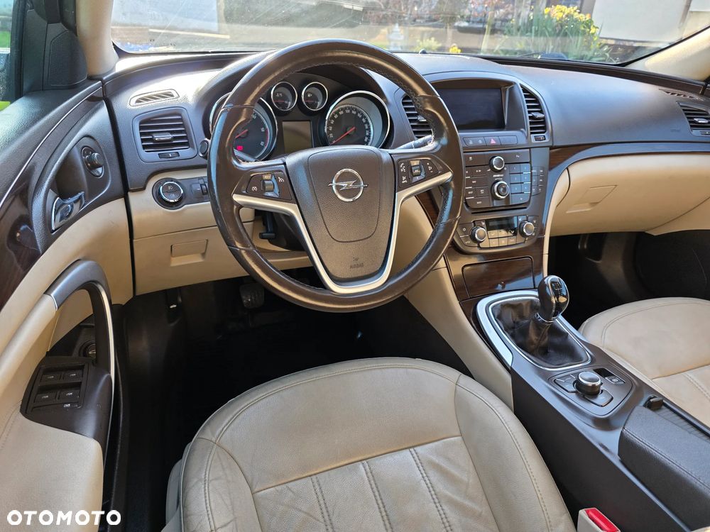Opel Insignia 2.0 CDTI EcoFLEX Cosmo - 11
