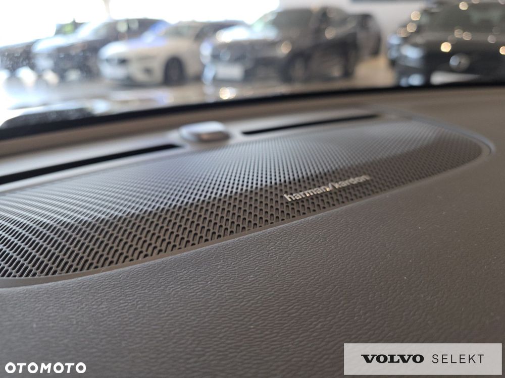 Volvo XC 40 - 20