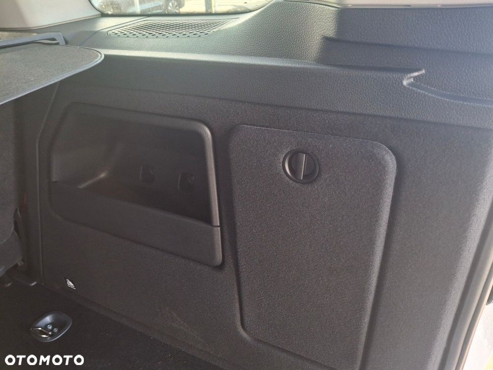 Volkswagen Caddy - 38