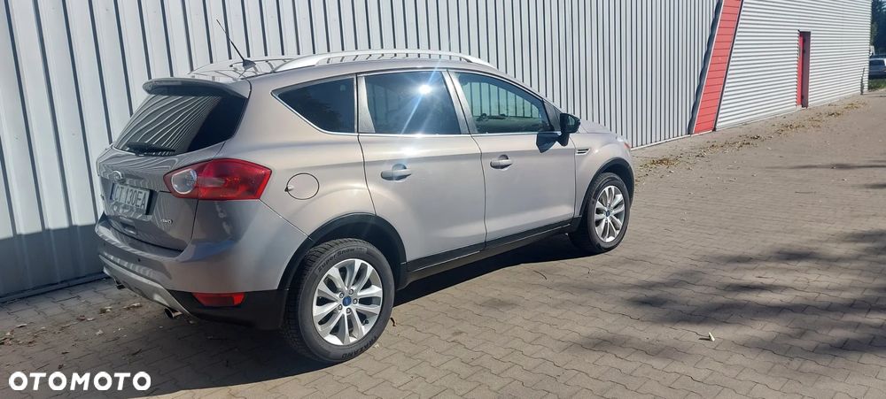 Ford Kuga 2.0 TDCi Titanium - 6