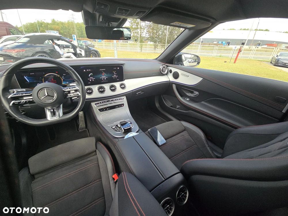 Mercedes-Benz Klasa E AMG 53 4Matic AMG Speedshift 9G-TRONIC - 15
