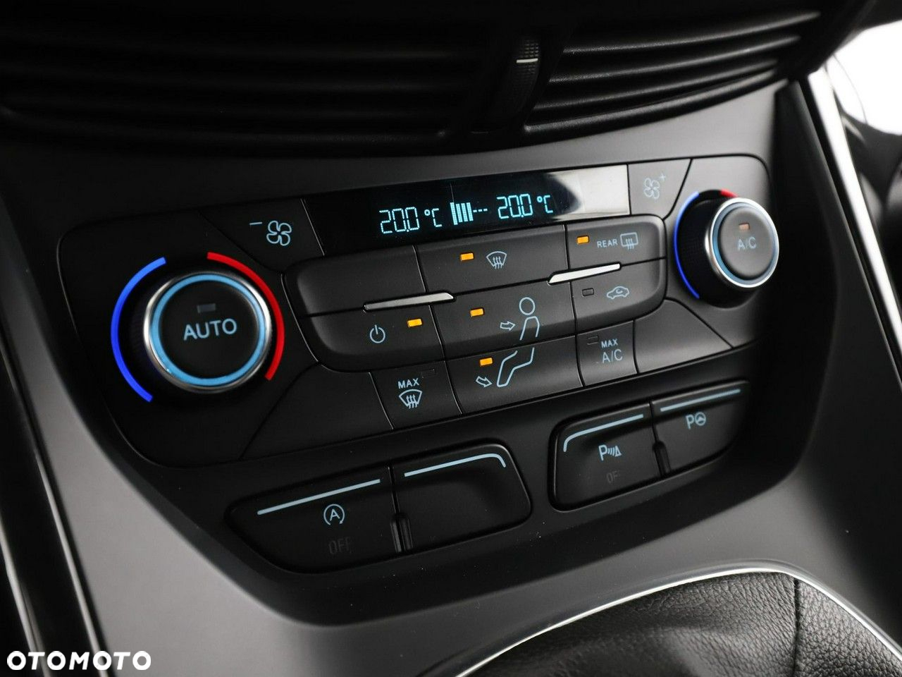 Ford Kuga 1.5 EcoBlue FWD ST-Line - 27