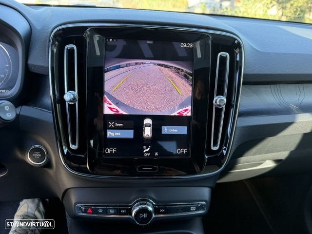 Volvo XC 40 1.5 T4 PHEV Core - 23