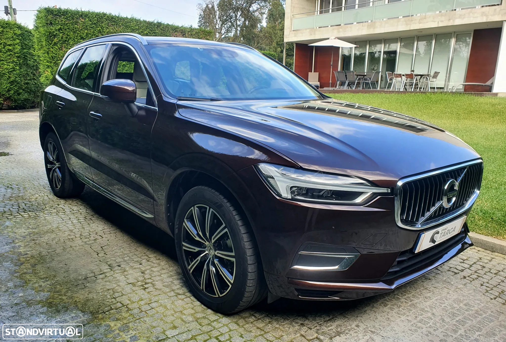 Volvo XC 60 2.0 D4 Inscription AWD Geartronic - 25